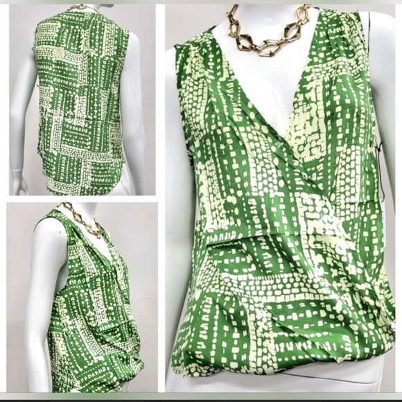 $50 - Velvet by Graham & Spencer Zita
Green and White Blouse size M - Picture 2 of 5